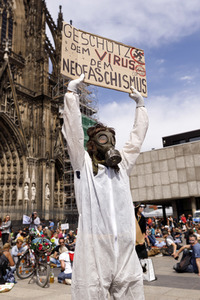 Corona-Demos in Köln