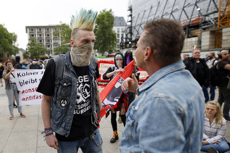 Corona-Demos in Köln