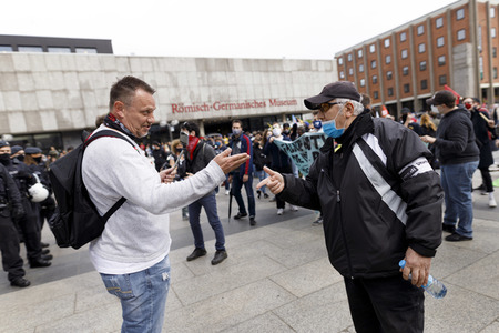 Corona-Demos in Köln
