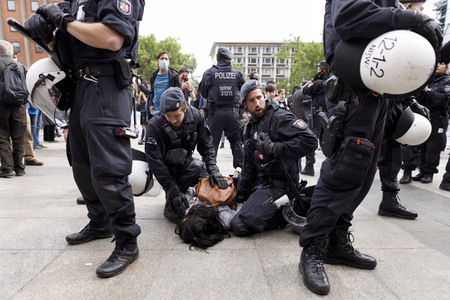Corona-Demos in Köln