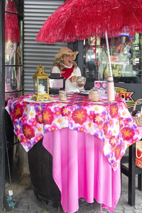 Wiedereröffnung der Rockkneipe 'Zwick St. Pauli' in Hamburg