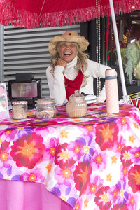 Wiedereröffnung der Rockkneipe 'Zwick St. Pauli' in Hamburg