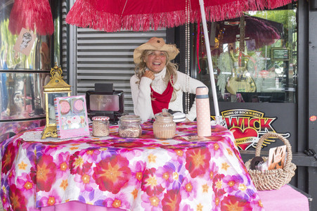 Wiedereröffnung der Rockkneipe 'Zwick St. Pauli' in Hamburg