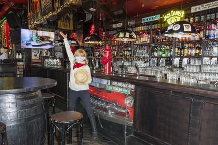 Wiedereröffnung der Rockkneipe 'Zwick St. Pauli' in Hamburg