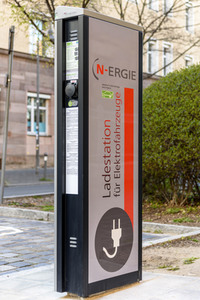 Symbolfoto Stromtankstelle