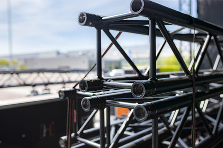 Bühnenaufbau für Autokonzerte in Erfurt