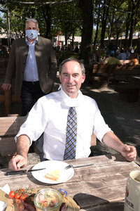 Wiedereröffnung vom Biergarten Paulaner n München