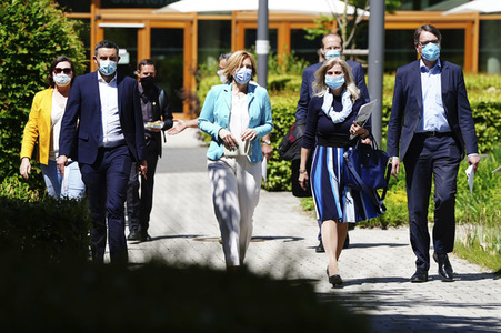 Pressetermin mit Julia Klöckner zum Weltbienentag in Berlin
