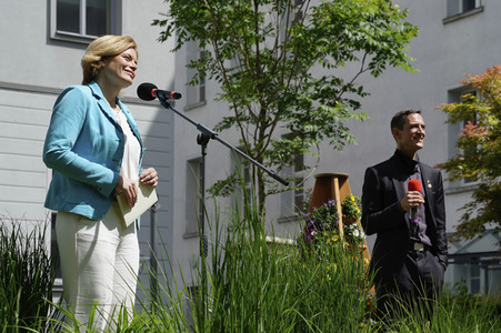 Pressetermin mit Julia Klöckner zum Weltbienentag in Berlin