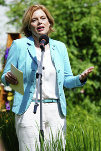 Pressetermin mit Julia Klöckner zum Weltbienentag in Berlin