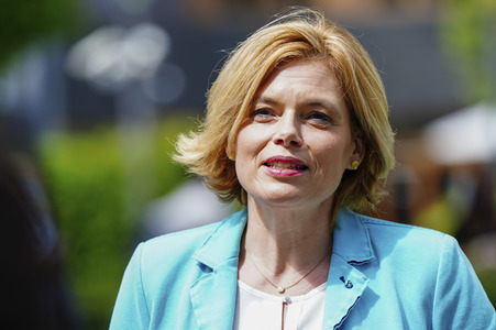 Pressetermin mit Julia Klöckner zum Weltbienentag in Berlin