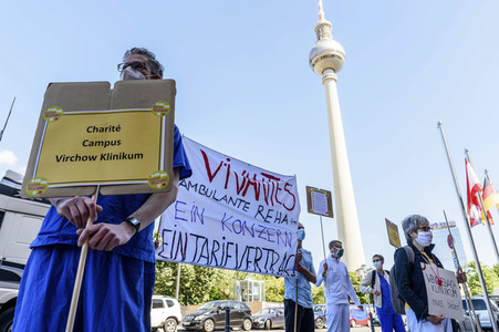 Demostration von Krankenhausbeschäftigten in Berlin