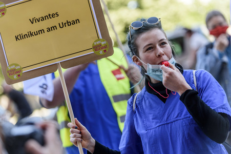 Demostration von Krankenhausbeschäftigten in Berlin