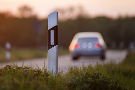 Symbolfoto Leitpfosten