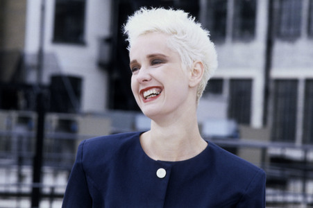 Modepräsentation mit Paula Yates in London