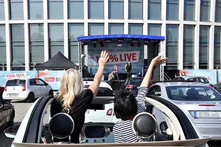 90er Drive-In-Konzert in Berlin