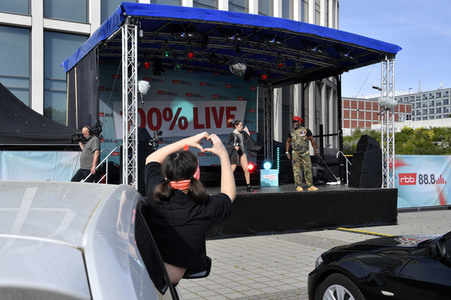 90er Drive-In-Konzert in Berlin