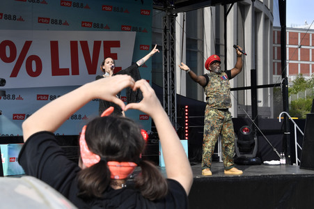 90er Drive-In-Konzert in Berlin