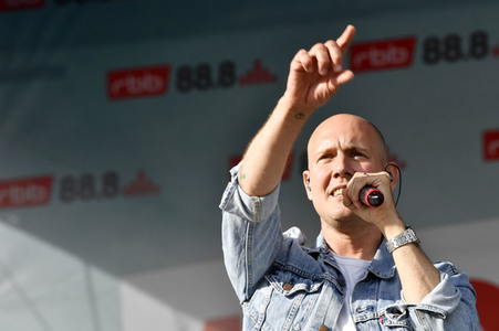 90er Drive-In-Konzert in Berlin