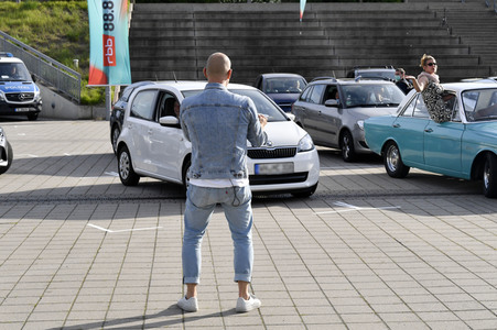 90er Drive-In-Konzert in Berlin