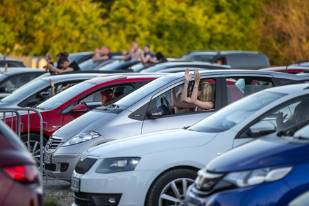 Autokonzert von Revolverheld in Erfurt