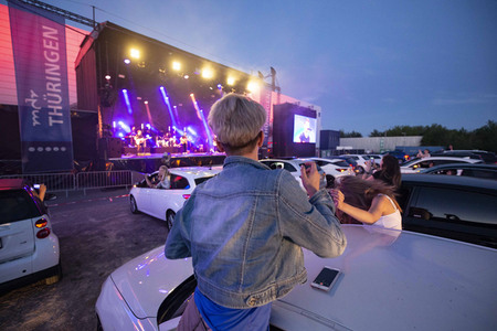 Autokonzert von Revolverheld in Erfurt