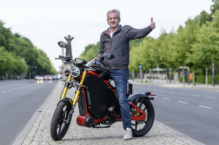Vorstellung des Elektromotorrads eRockit in Berlin