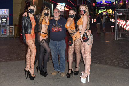 Wiedereröffnung von Susis Show Bar in Hamburg