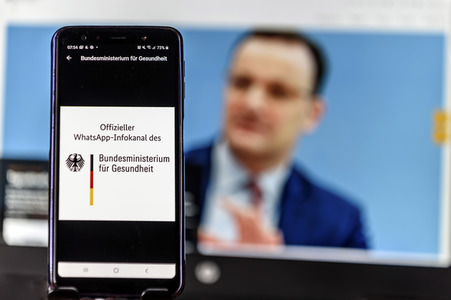 Symbolbild Offizieller WhatsApp-Infokanal des Bundesministeriums für Gesundheit