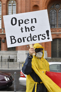 Protest gegen Flüchtlingspolitik in Berlin
