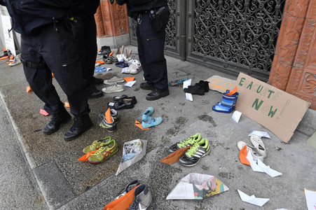 Protest gegen Flüchtlingspolitik in Berlin