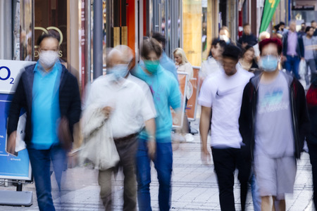 Symbolfoto Mindestabstand