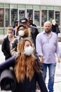 Symbolfoto Mindestabstand