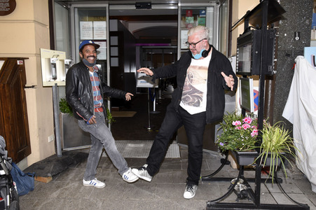 Fototermin mit Simon Pearce und Moses Wolff in München