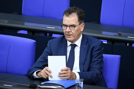 Aktuelle Stunde und Befragung der Bundesregierung in Berlin