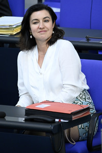 Aktuelle Stunde und Befragung der Bundesregierung in Berlin