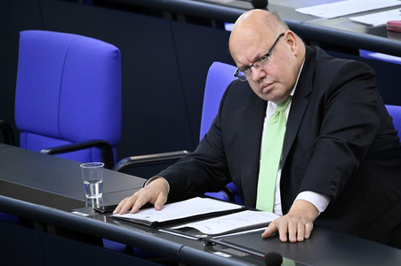 Aktuelle Stunde und Befragung der Bundesregierung in Berlin