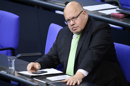 Aktuelle Stunde und Befragung der Bundesregierung in Berlin