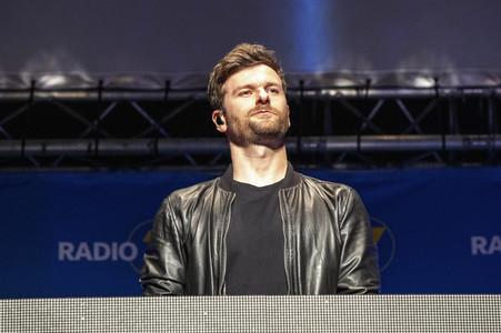 Autokino Konzert von Glaperlenspiel in Friedrichshafen