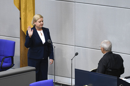 Vereidigung von Eva Högl in Berlin