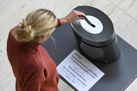 Symbolfoto namentliche Abstimmung