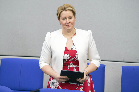 163. Sitzung des Deutschen Bundestages in Berlin