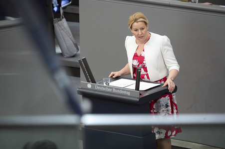 163. Sitzung des Deutschen Bundestages in Berlin