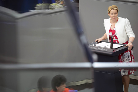 163. Sitzung des Deutschen Bundestages in Berlin