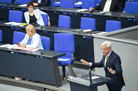 164. Sitzung des Deutschen Bundestages in Berlin