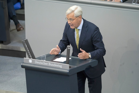 164. Sitzung des Deutschen Bundestages in Berlin