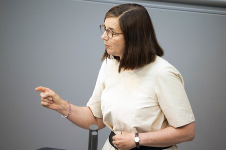 164. Sitzung des Deutschen Bundestages in Berlin