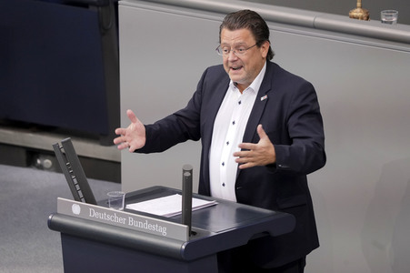 164. Sitzung des Deutschen Bundestages in Berlin