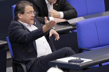 164. Sitzung des Deutschen Bundestages in Berlin