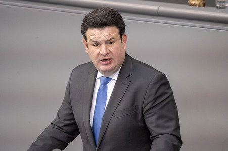 164. Sitzung des Deutschen Bundestages in Berlin